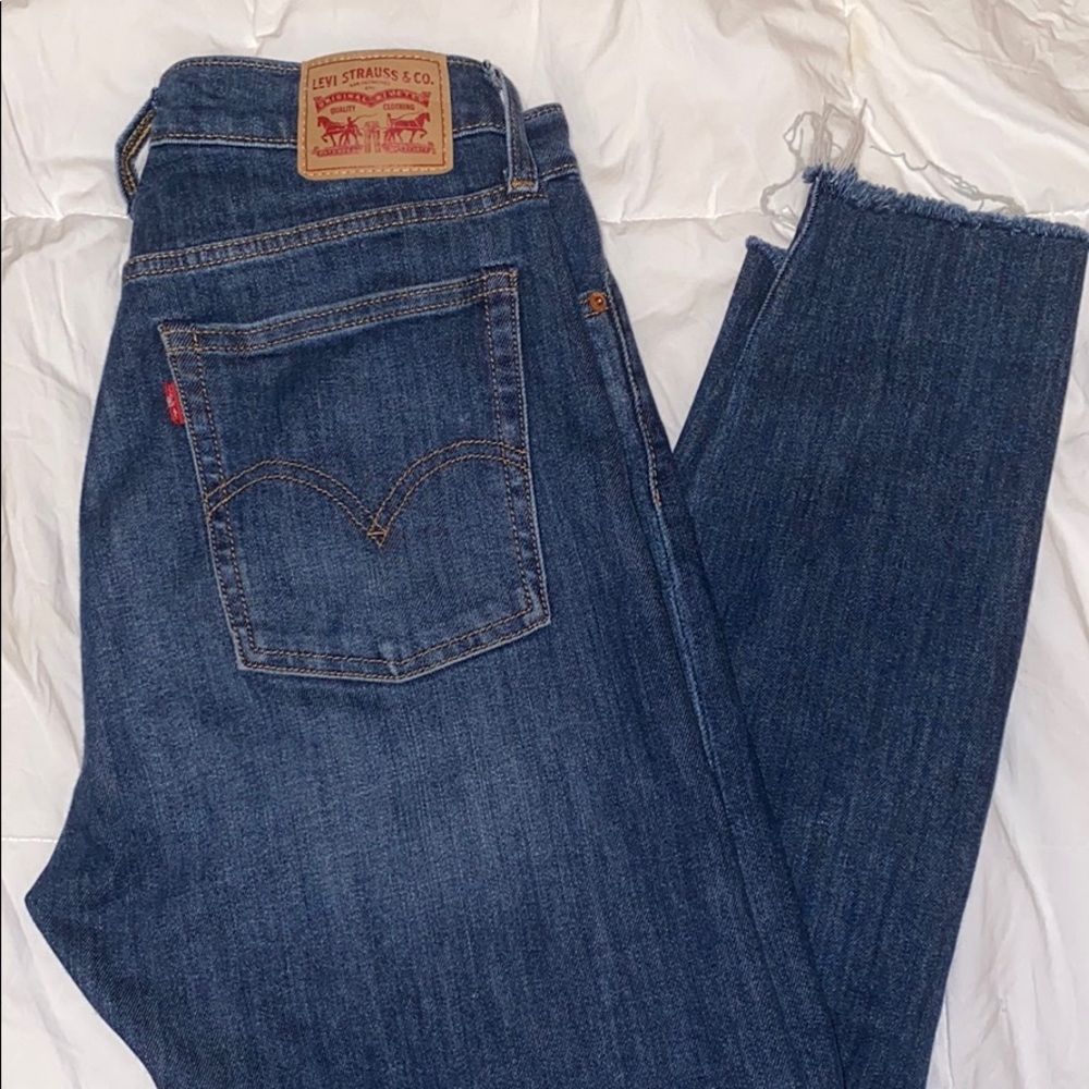 Levi’s wedgie skinny 30 x 29 ankle skinny jeans